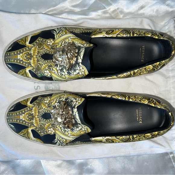 Versace Barroque shoes - Picture 2 of 3